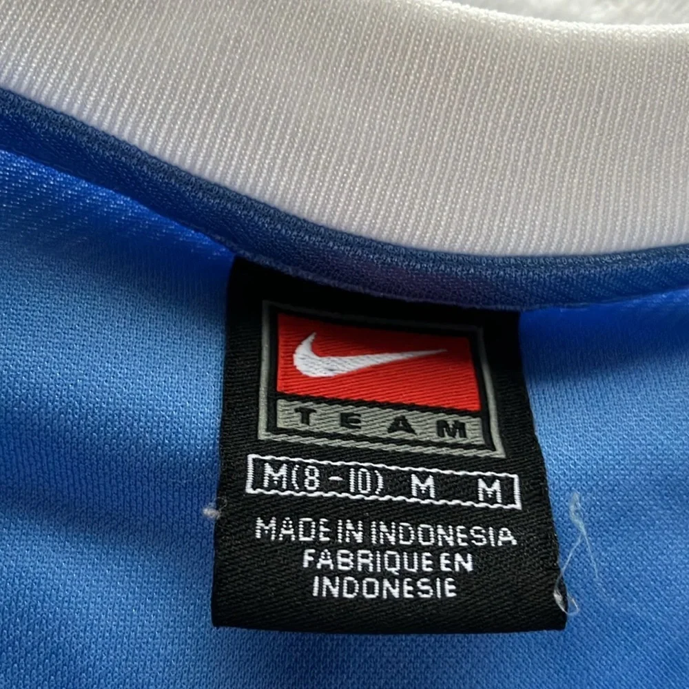 Nike Shirt - Picture 5 of 5